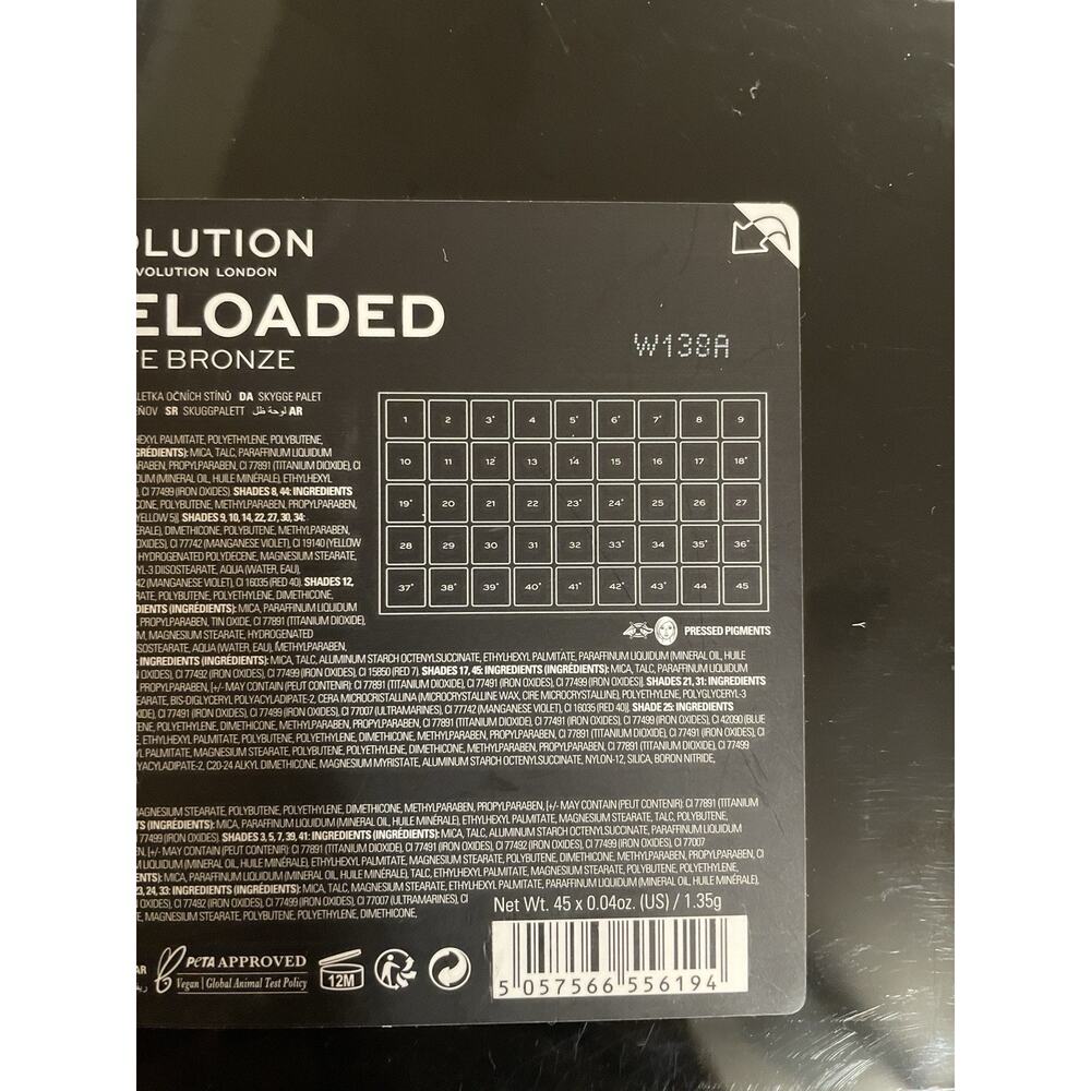 Makeup Revolution Maxi Reloaded Palette 45 Eyeshadows INFINITE BRONZE Brand new - Picture 7 of 7